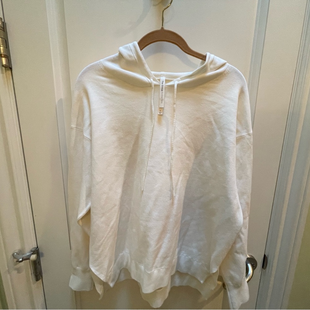 A classic Artizia white hoodie